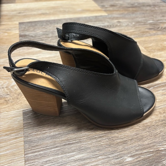 Lucky Brand Ovrandie Sandal 6.5M - Picture 2 of 5